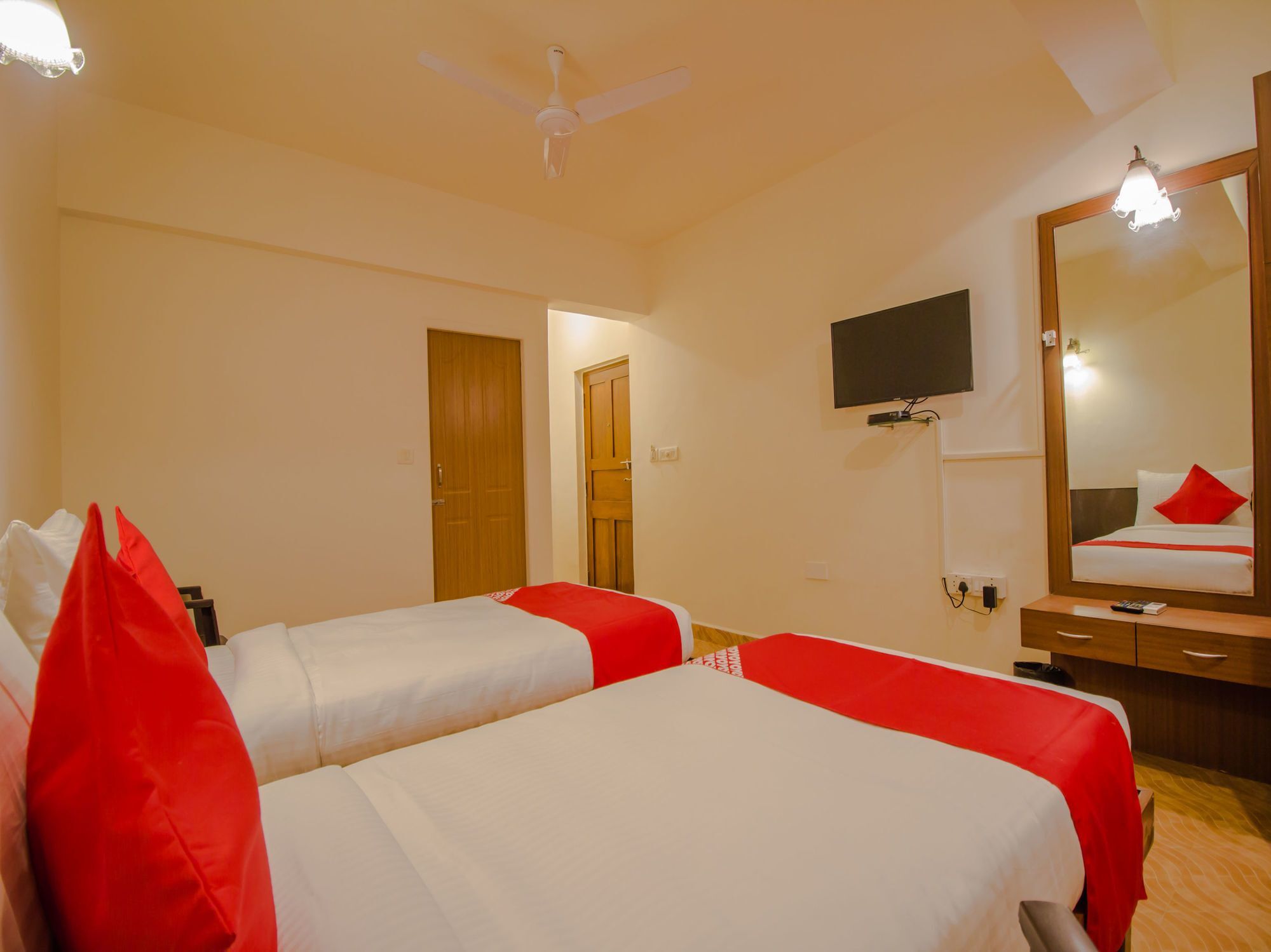 Oyo Flagship 13853 Shruti Resort Calangute Eksteriør bilde